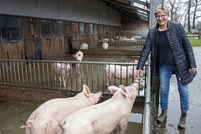 Mevrouw Overesch Mevrouw Overesch